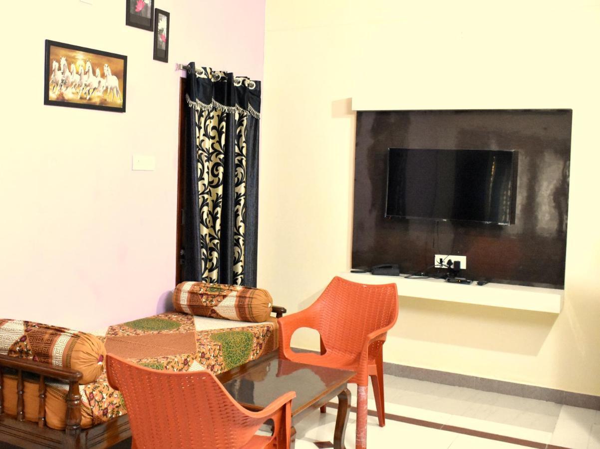 Sannidhi Service Apartments Tirupati Eksteriør billede